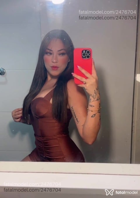 Acompanhante mulher com cabelo castanho de olhos castanhos em Campina Grande - Melissa Santos