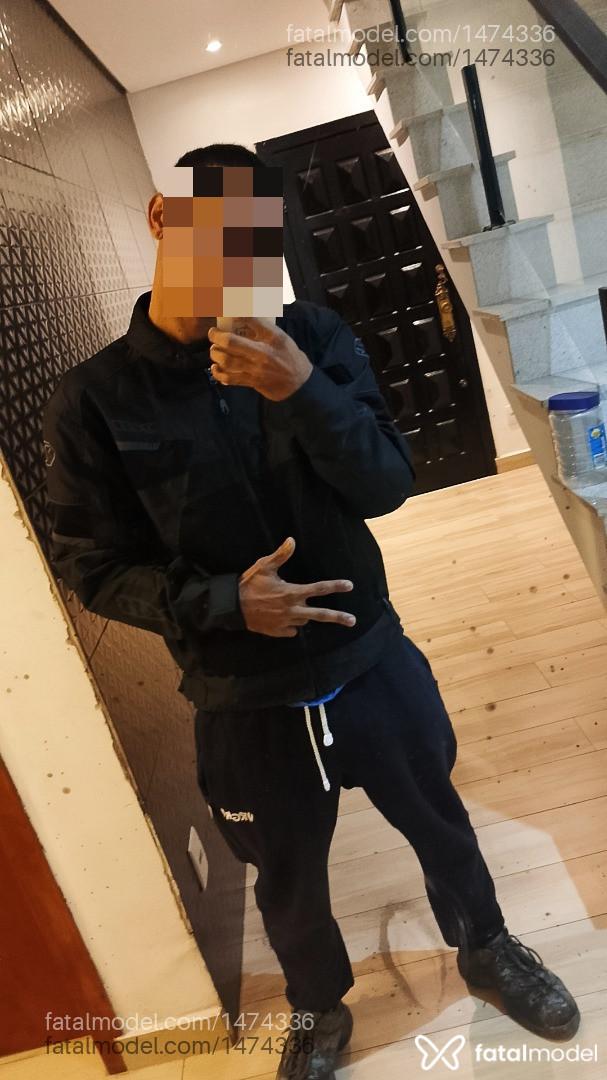 Acompanhante homem morena (o) de olhos pretos - Dezoitogrosso