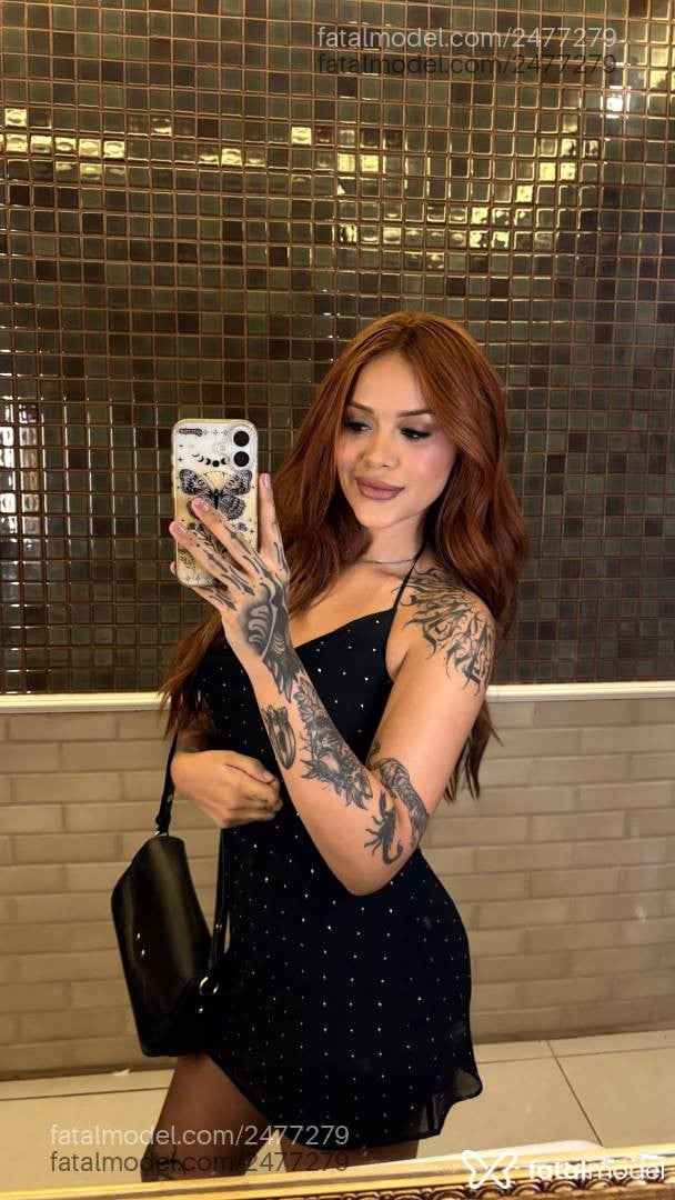 Acompanhante mulher ruiva (o) de olhos castanhos - Marii Liss