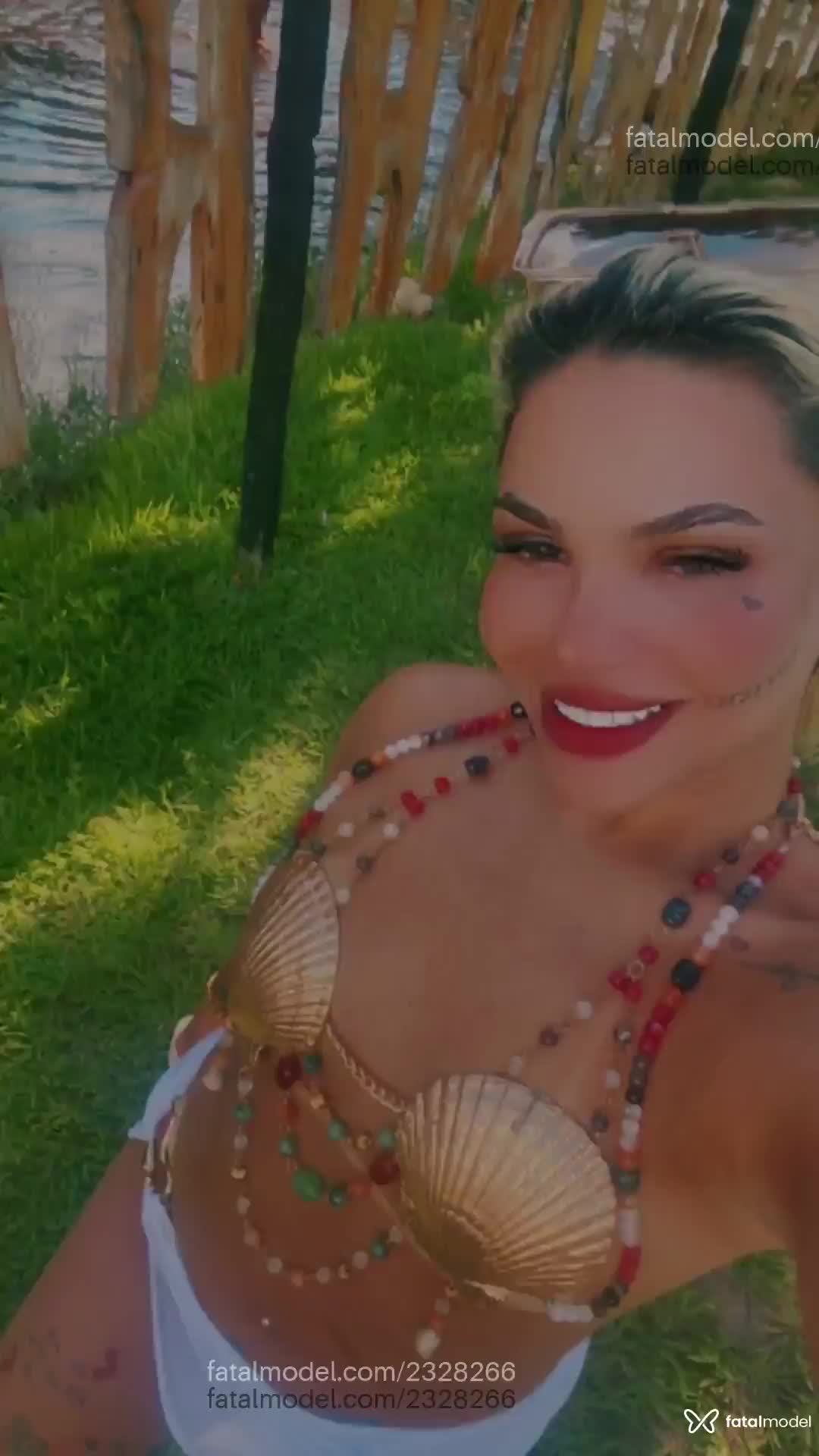 Acompanhante mulher loira (o) de olhos castanhos em São Paulo - Harley