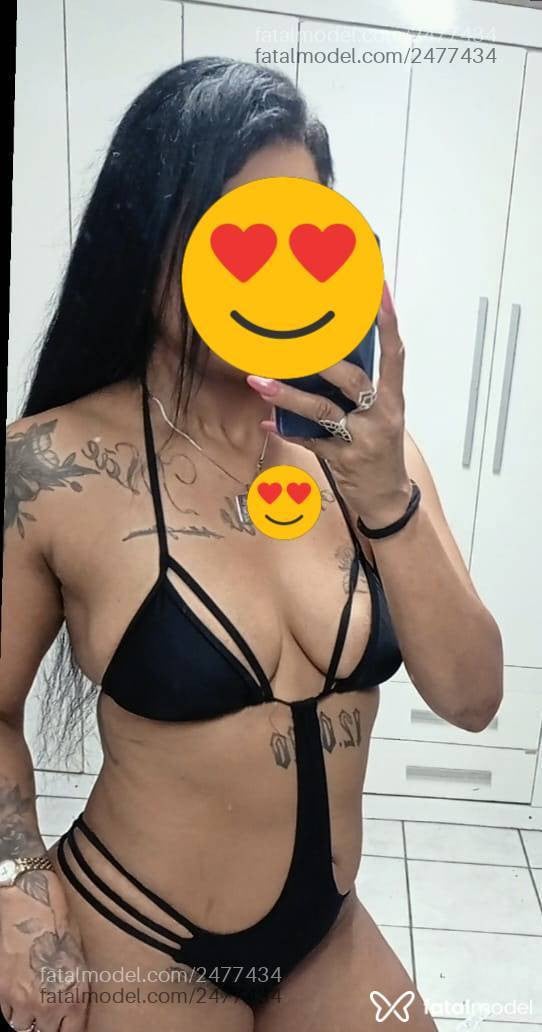 Acompanhante mulher com cabelo castanho de olhos castanhos - Kamila