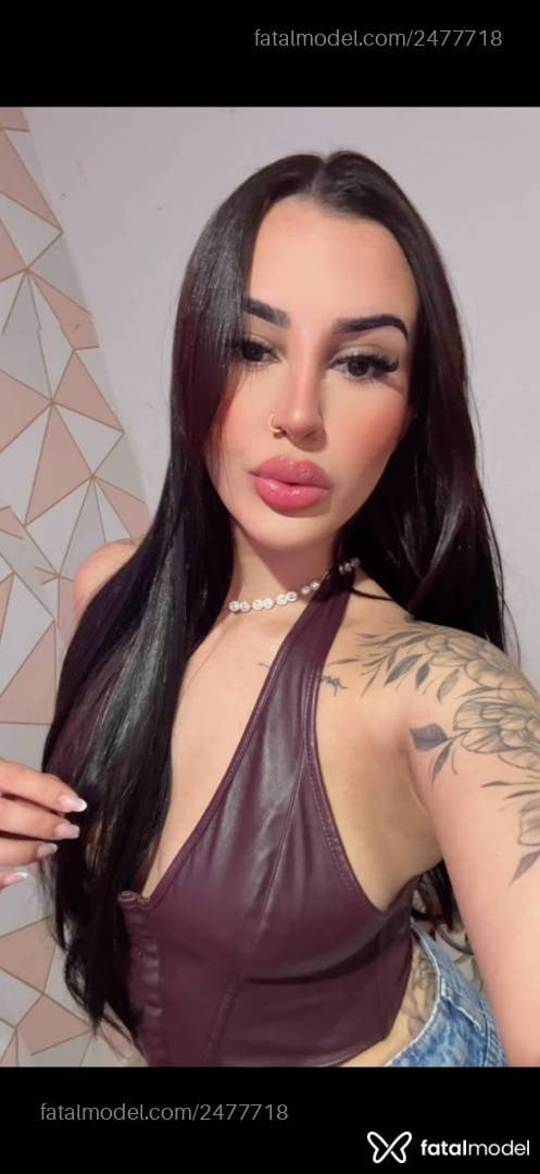 Acompanhante mulher morena (o) de olhos castanhos - Heloisa Anjos