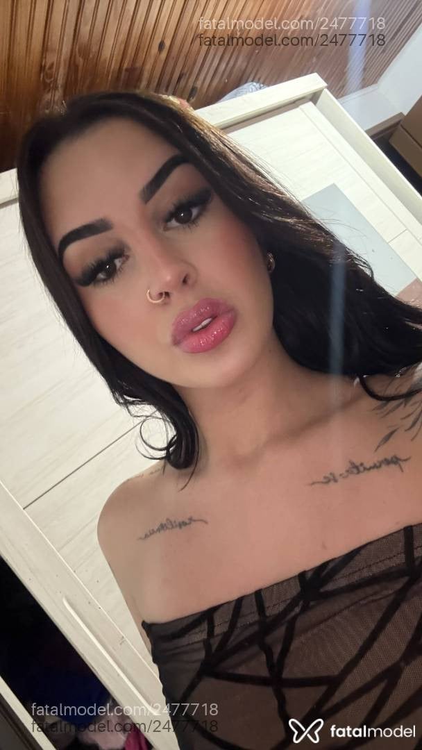 Acompanhante mulher morena (o) de olhos castanhos - Heloisa Anjos