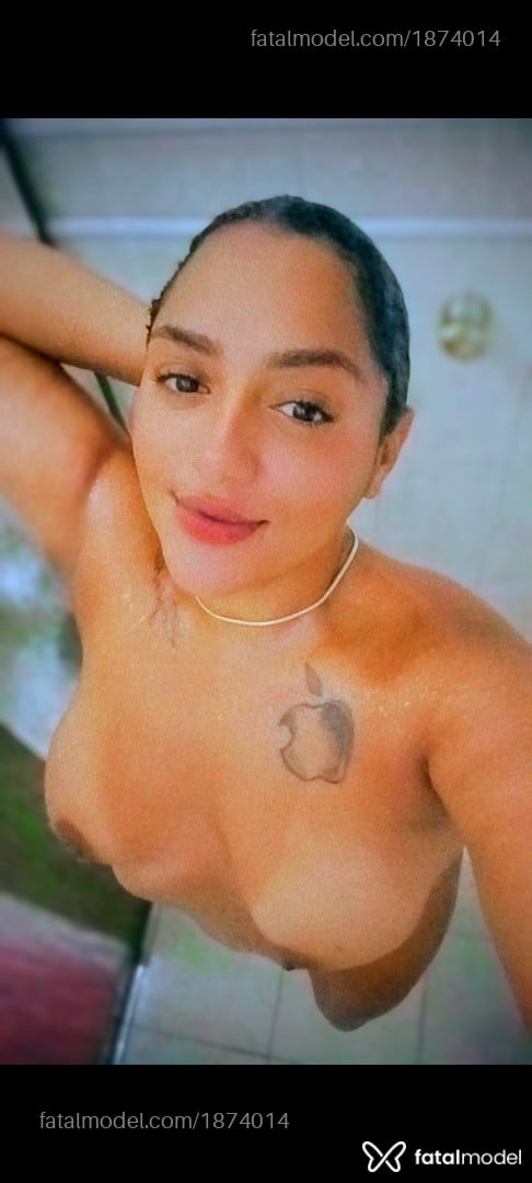 Acompanhante mulher morena (o) de olhos castanhos em Itapema - Vivian Ribeiro