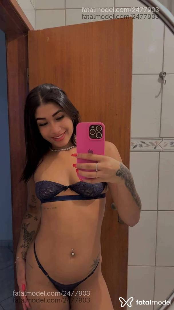 Acompanhante mulher morena (o) de olhos pretos - Jade Lima