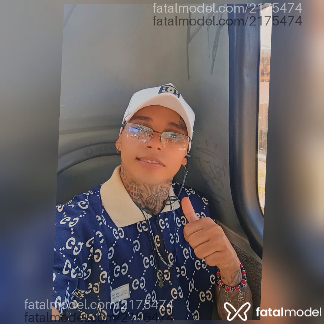 Acompanhante homem morena (o) de olhos castanhos em Ponta Grossa Acompanhante homem morena (o) de olhos castanhos em Ponta Grossa - Jhonatan