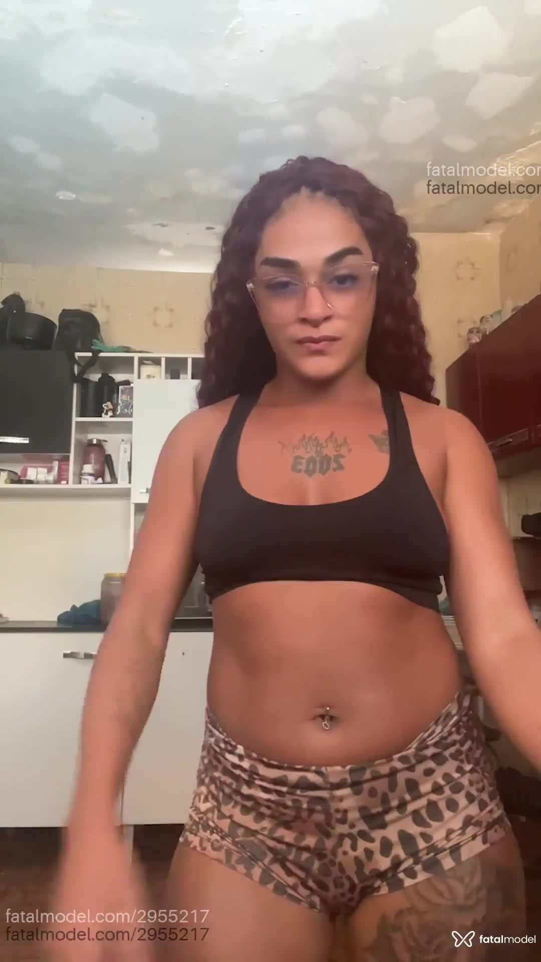 Acompanhante mulher morena (o) de olhos pretos em Rio de Janeiro - Kaay Alves