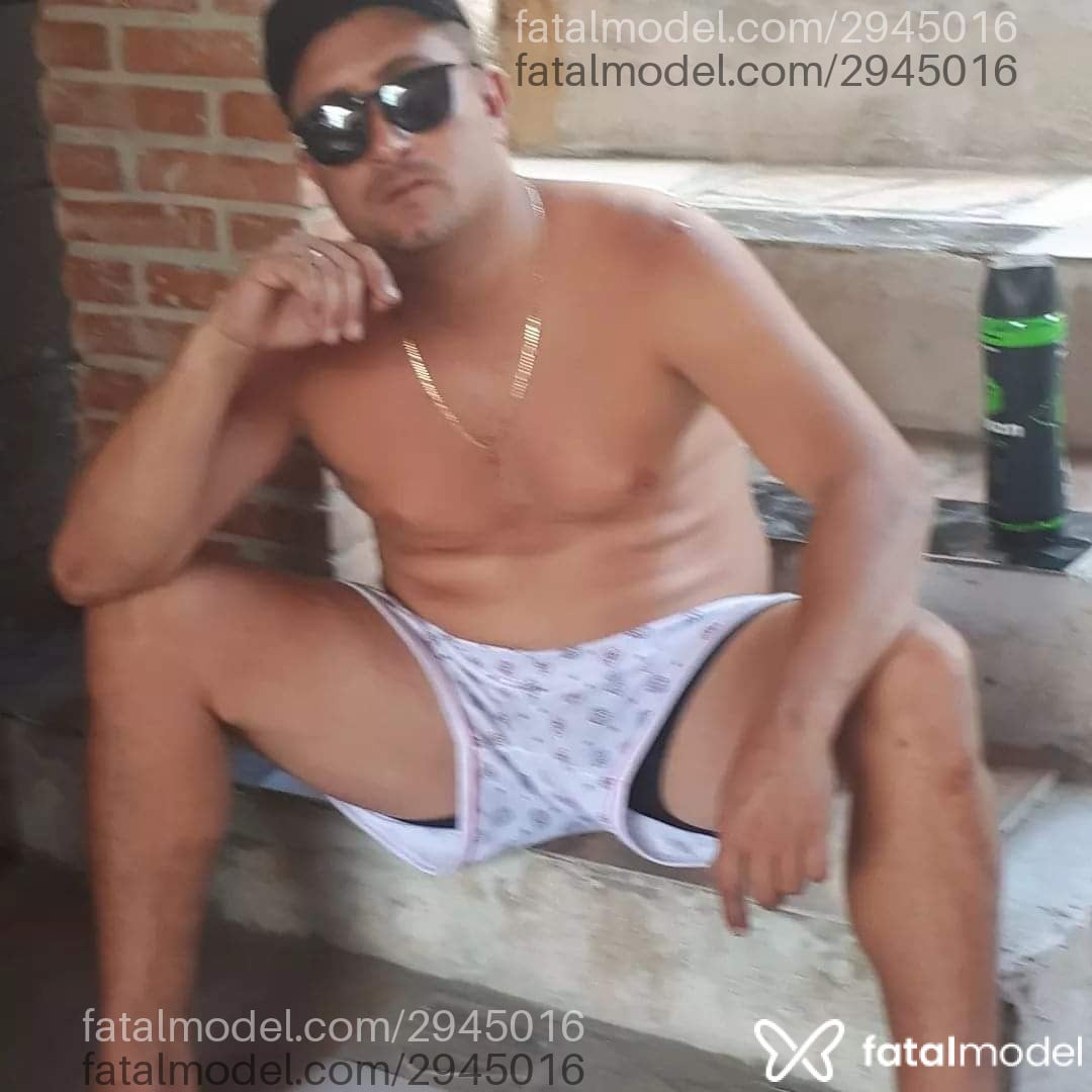 Acompanhante homem ruiva (o) de olhos azuis em Contagem - Felipe
