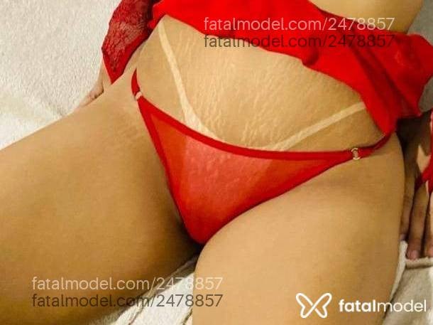 Acompanhante mulher morena (o) de olhos castanhos - Carla Sousa