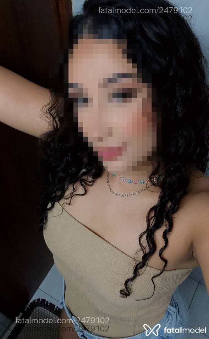 Acompanhante mulher morena (o) de olhos pretos em Maringá - Estrella