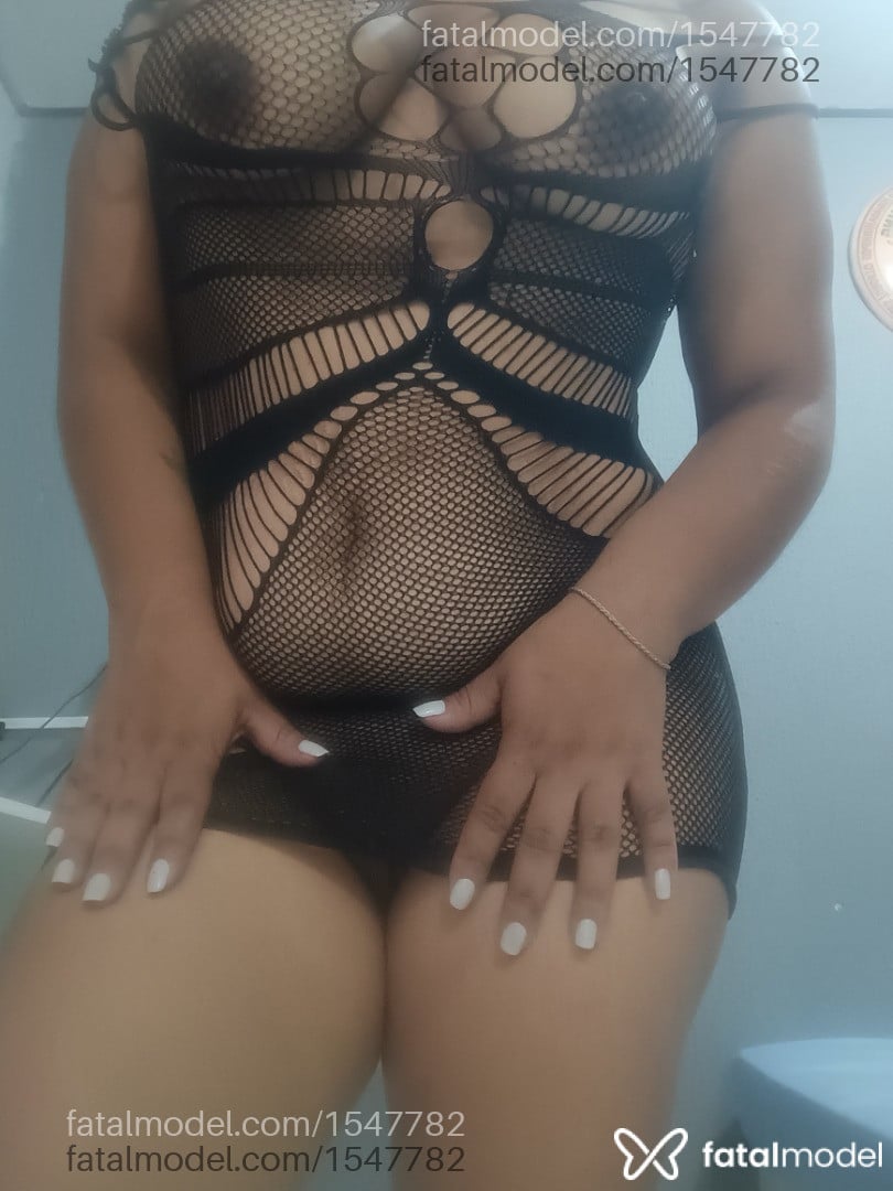 Acompanhante mulher com cabelo castanho de olhos castanhos em Balneário Camboriú - Pantera Negra