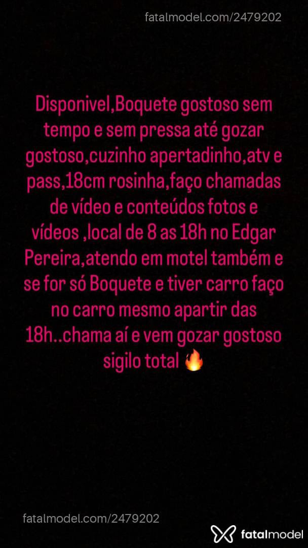 Acompanhante mulher trans com cabelo castanho de olhos castanhos - Vitória Alkmim
