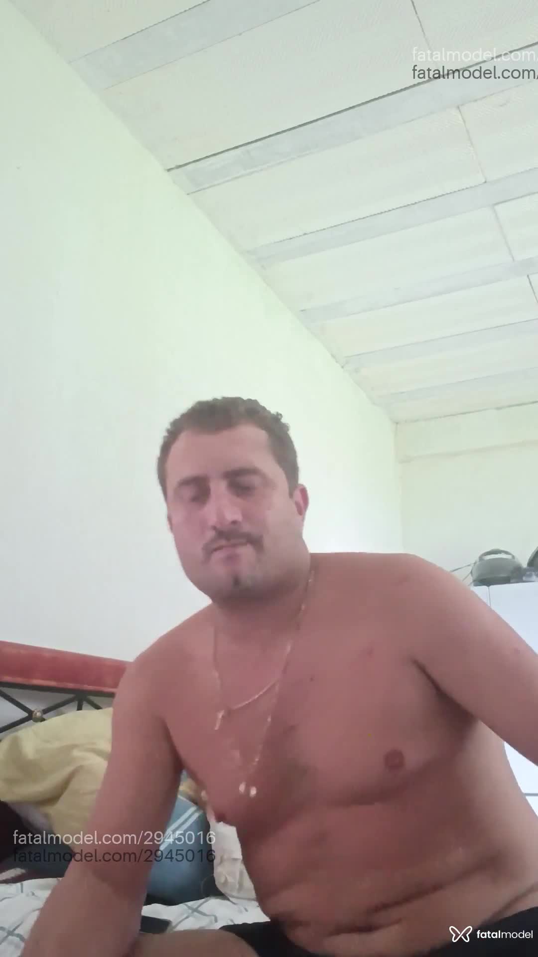 Acompanhante homem ruiva (o) de olhos azuis em Contagem - Felipe