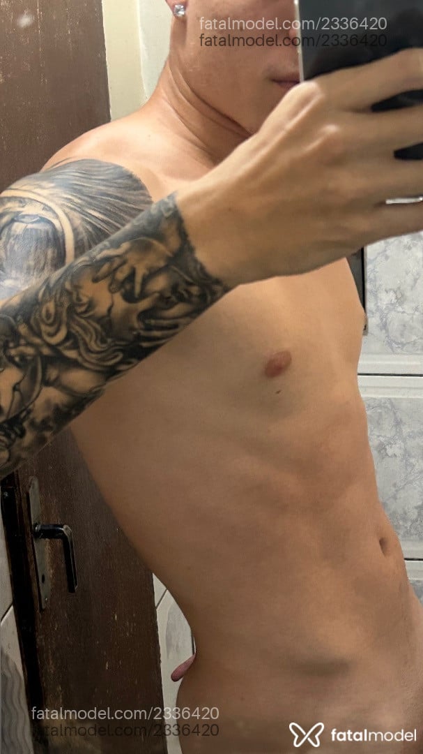 Acompanhante homem com cabelo castanho de olhos mel em Belo Horizonte - Tiago Guedes