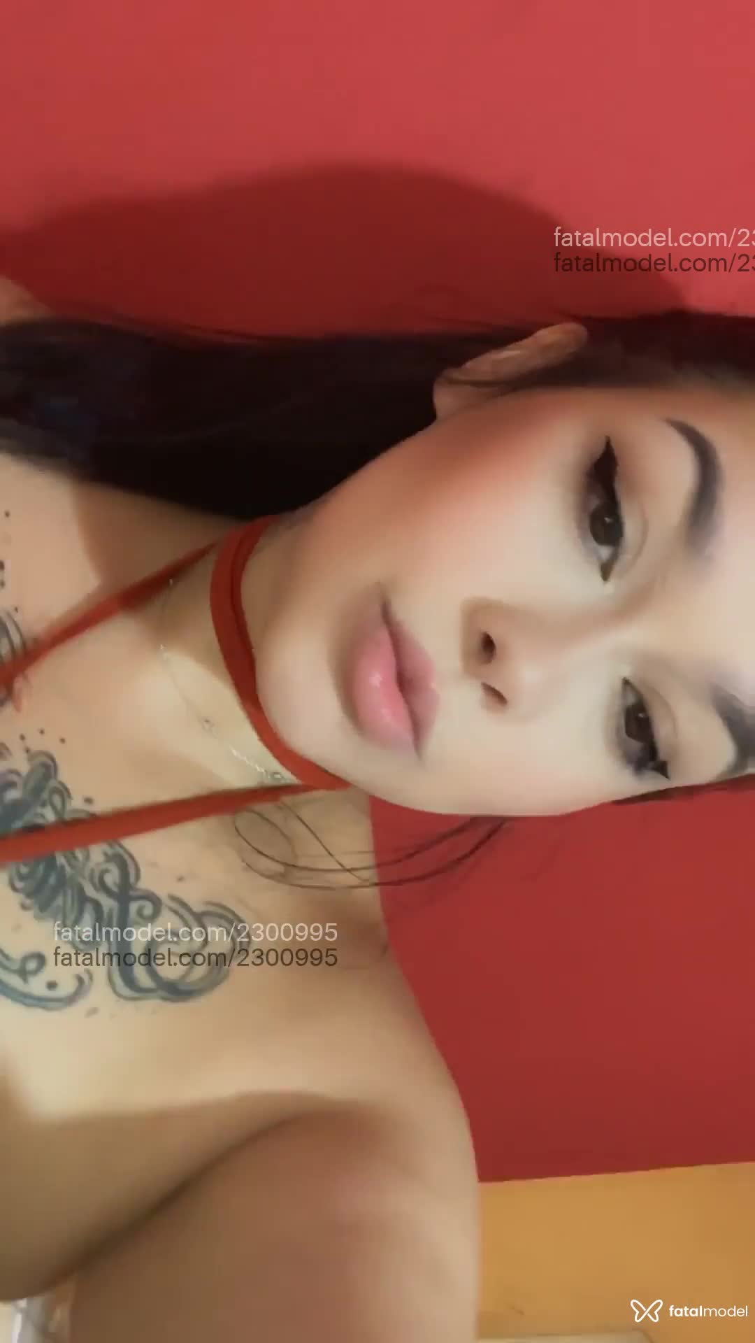 Acompanhante mulher morena (o) de olhos castanhos em Joinville - Thais