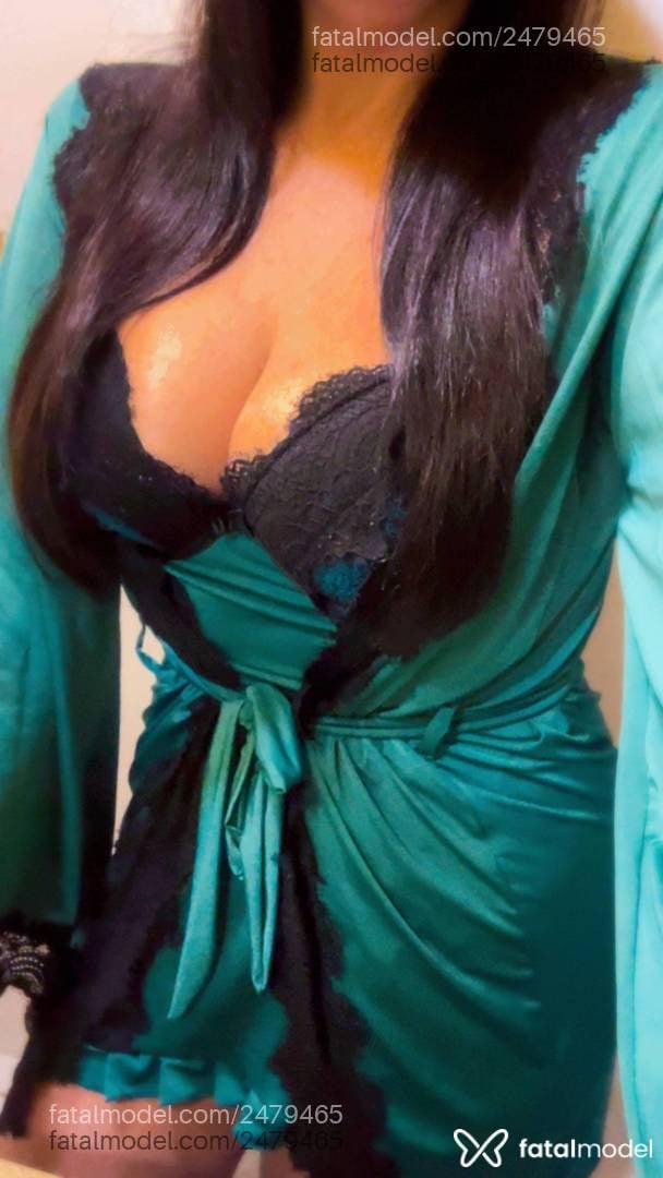 Acompanhante mulher com cabelo castanho de olhos verdes em Balneário Piçarras - Mariela