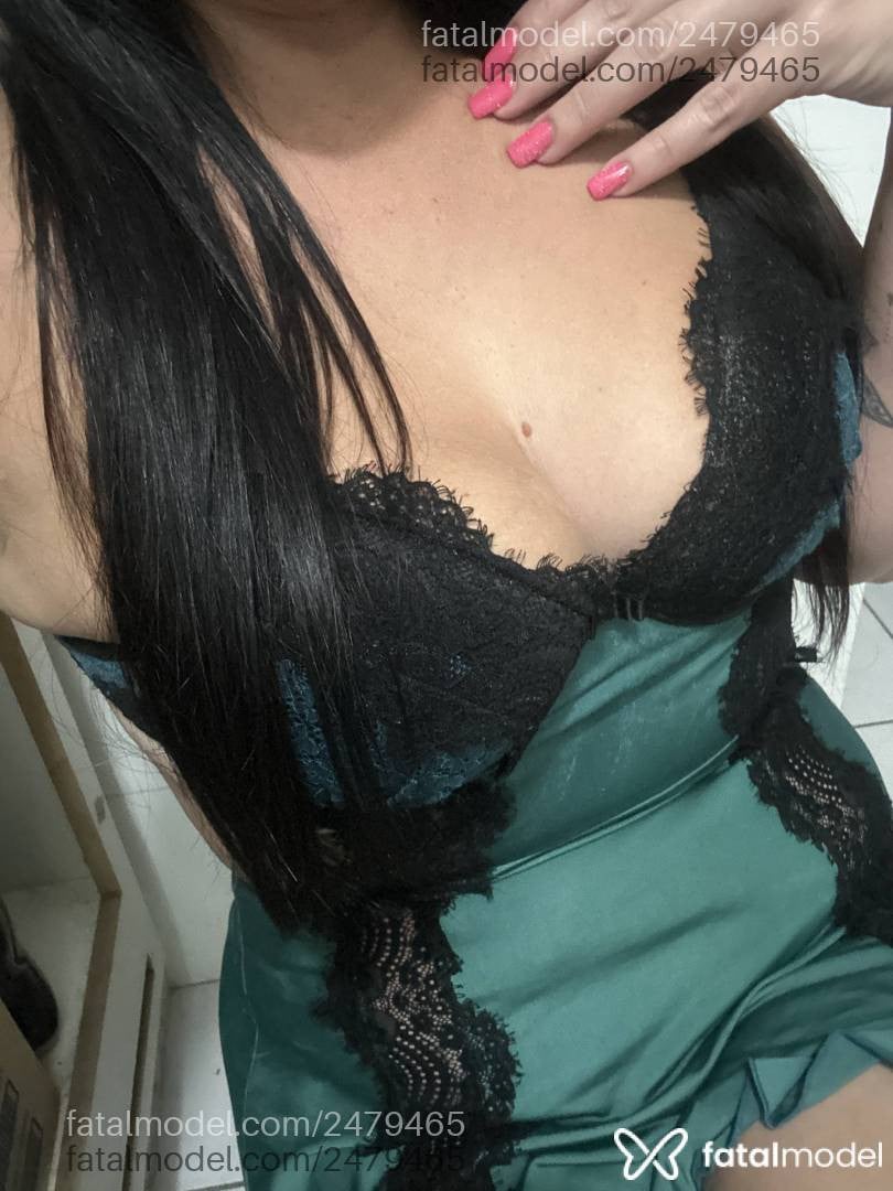 Acompanhante mulher com cabelo castanho de olhos verdes em Balneário Piçarras - Mariela