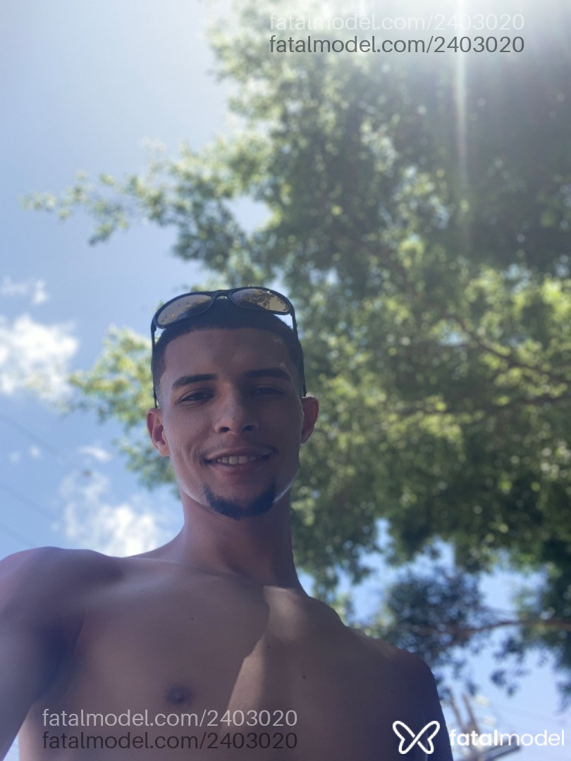 Acompanhante homem com cabelo castanho de olhos castanhos em Rio de Janeiro - Luiz Silva