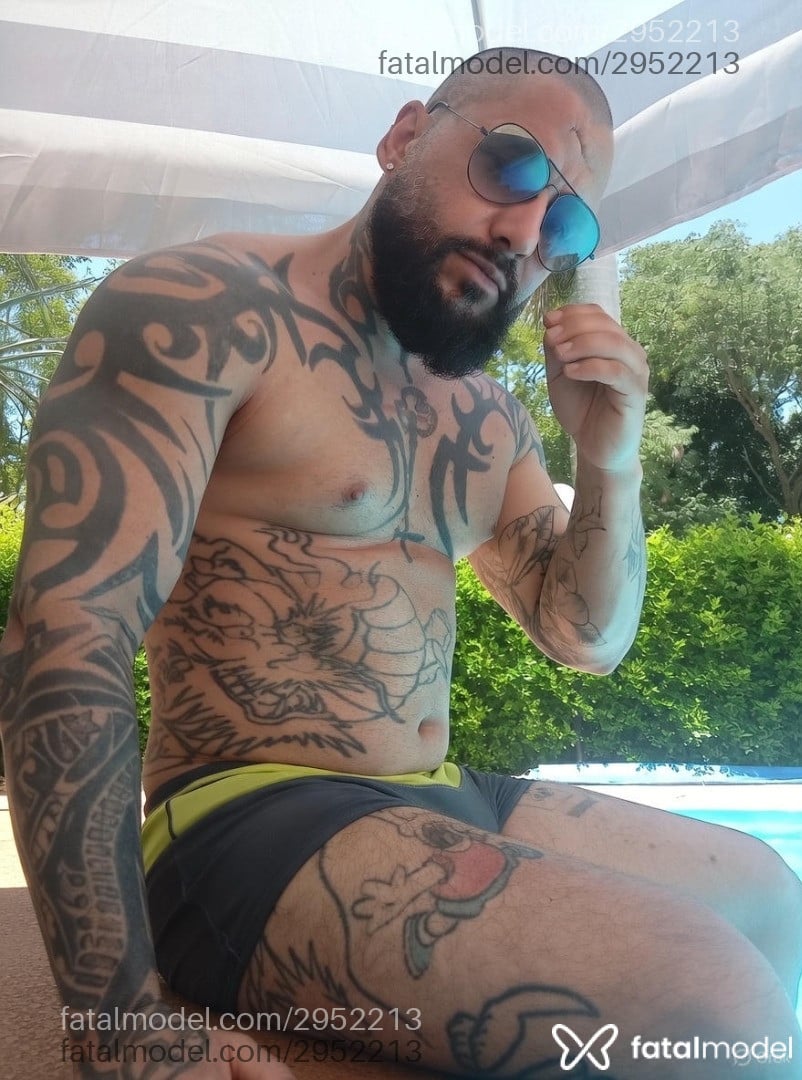 Acompanhante homem morena (o) de olhos castanhos em São Paulo - Léo Salu