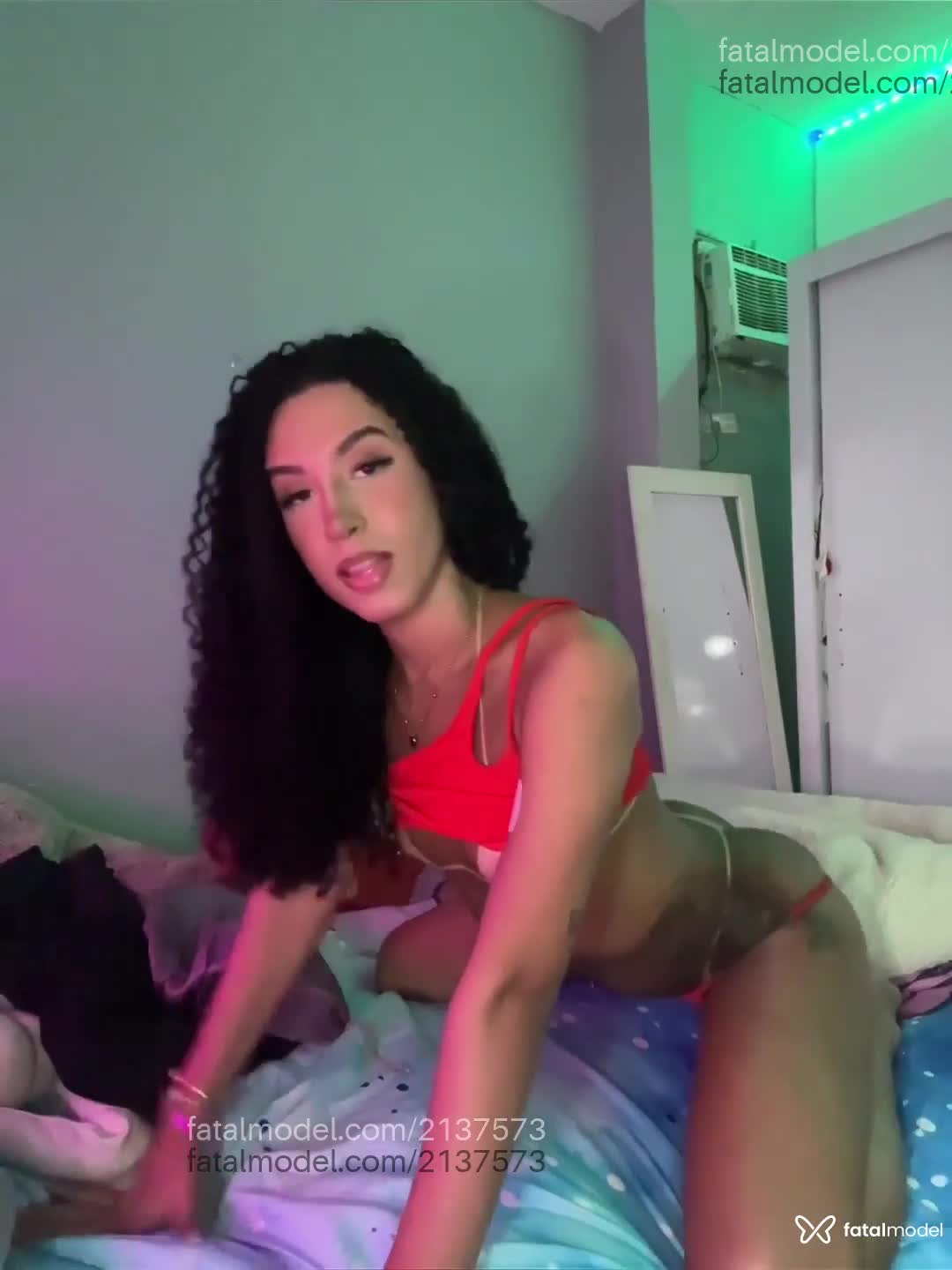 Acompanhante mulher trans morena (o) de olhos castanhos em Rio de Janeiro - Lorena Gomes