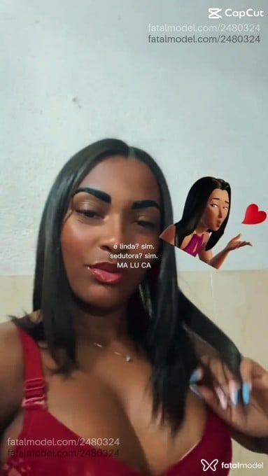 Acompanhante mulher morena (o) de olhos castanhos em Rio das Ostras - Laryssa Vidal