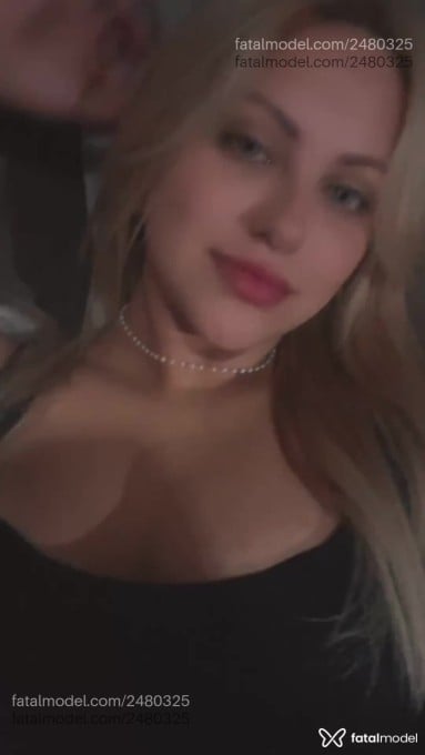 Acompanhante mulher loira (o) de olhos azuis em Joinville - Manu Saad