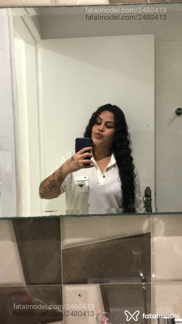 Acompanhante mulher com cabelo castanho de olhos castanhos - Anaaa