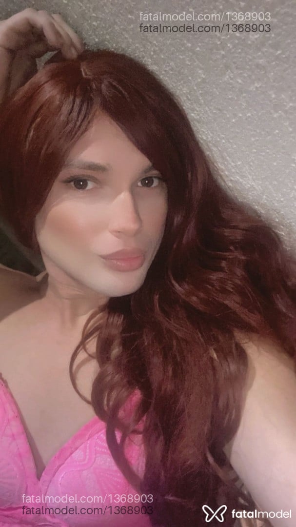 Acompanhante travesti loira (o) de olhos pretos em Maringá - Gabriela Lima