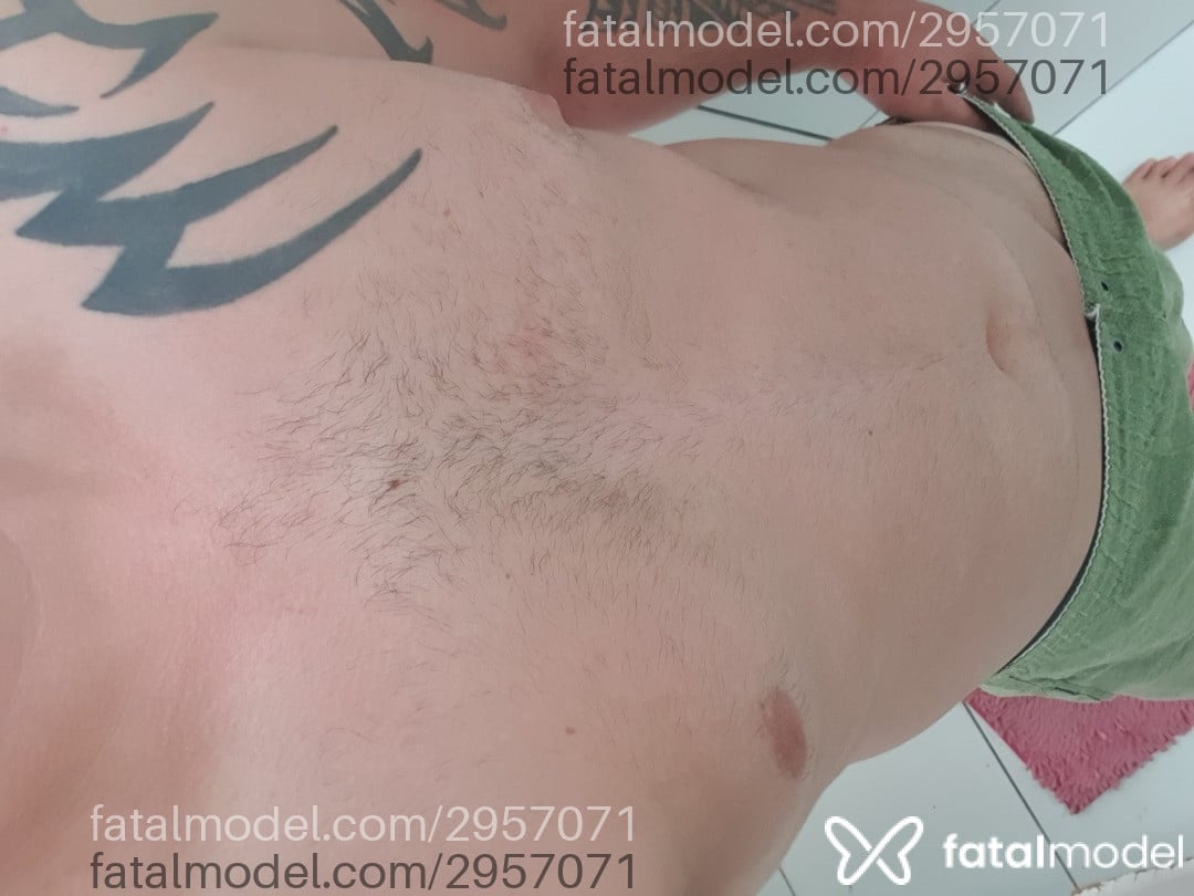 Acompanhante homem com cabelo castanho de olhos verdes em Cabo de Santo Agostinho Acompanhante homem com cabelo castanho de olhos verdes em Cabo de Santo Agostinho - Hilbert Michell