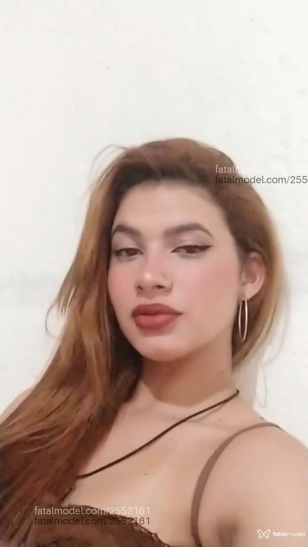 Acompanhante mulher ruiva (o) de olhos castanhos em Vila Velha - Anastácia