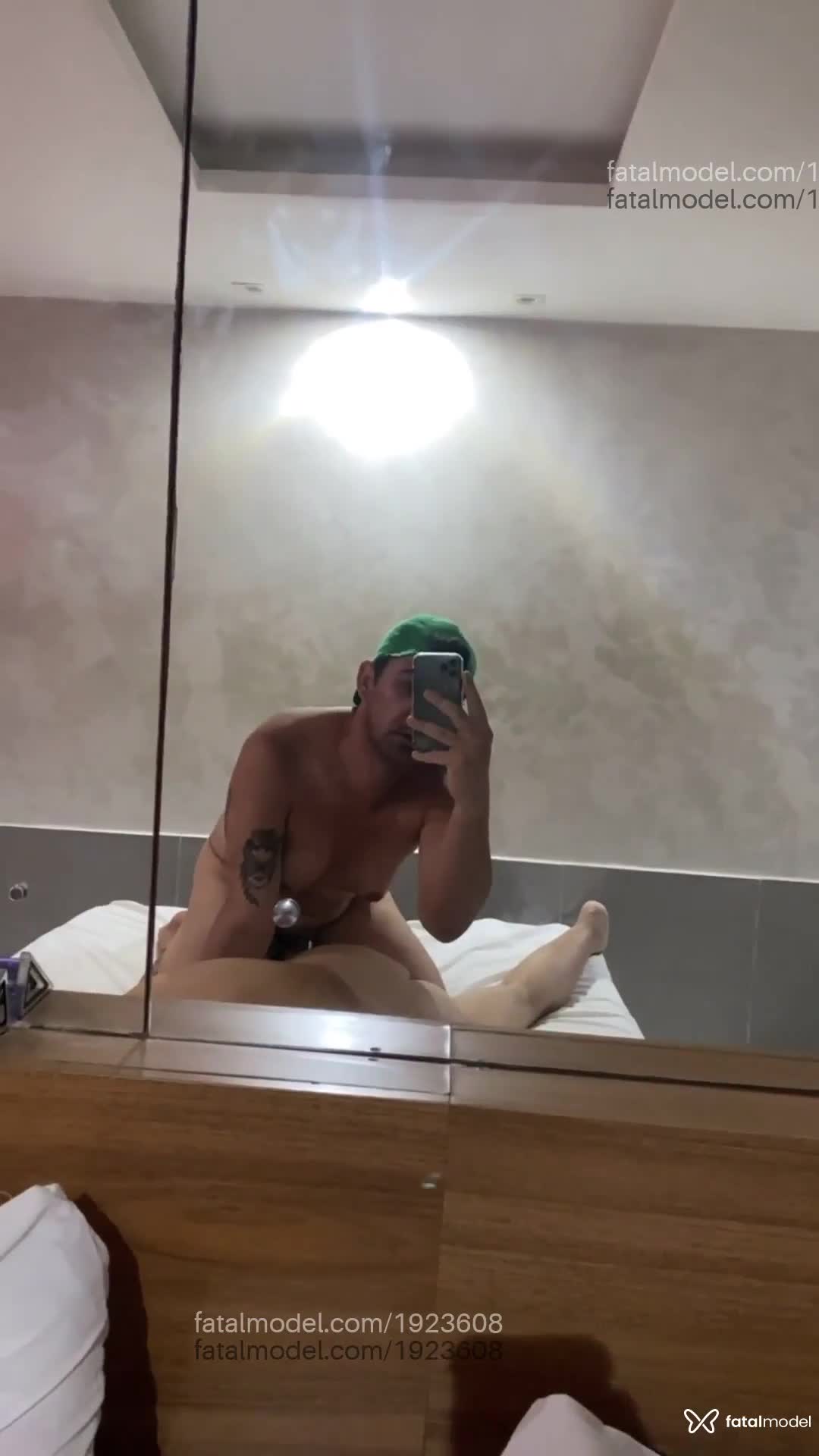 Acompanhante homem morena (o) de olhos castanhos em Recife - Pietro