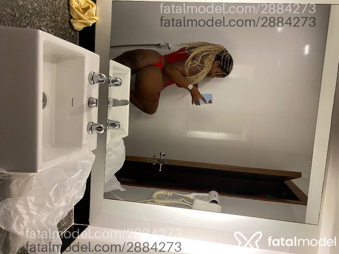 Acompanhante mulher morena (o) de olhos pretos em São Paulo - Pretaafrodisiac