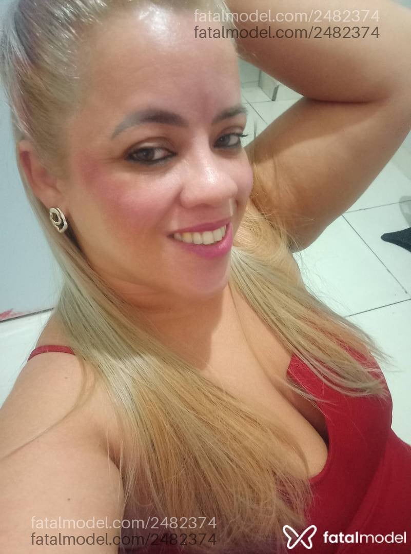 Acompanhante mulher ruiva (o) de olhos verdes - Grazy