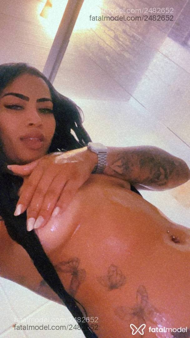 Acompanhante mulher morena (o) de olhos castanhos em Canoas - Victoria Barreto