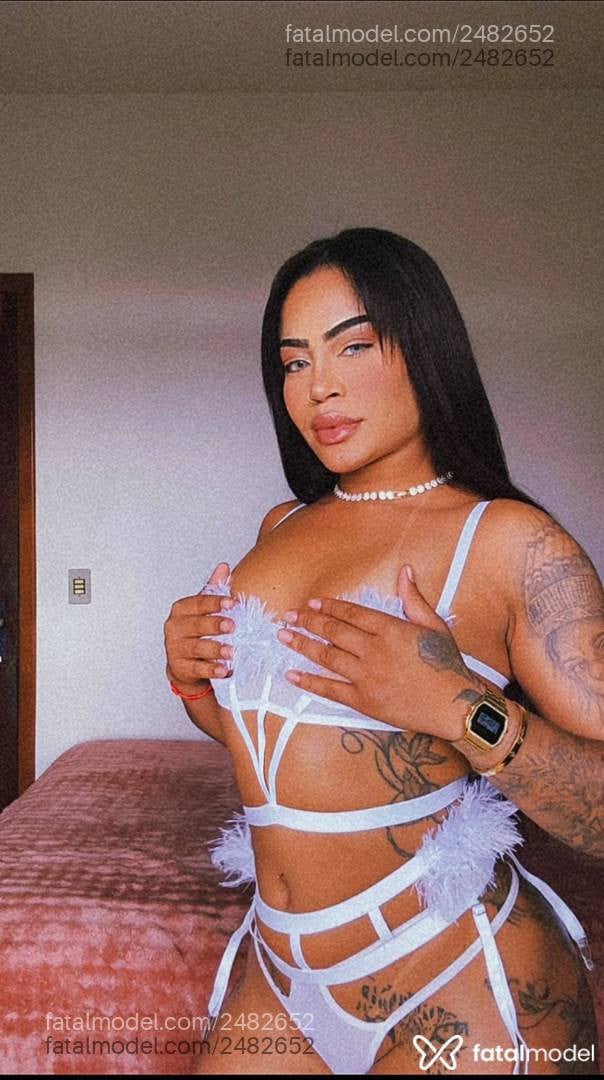 Acompanhante mulher morena (o) de olhos castanhos - Victoria Barreto
