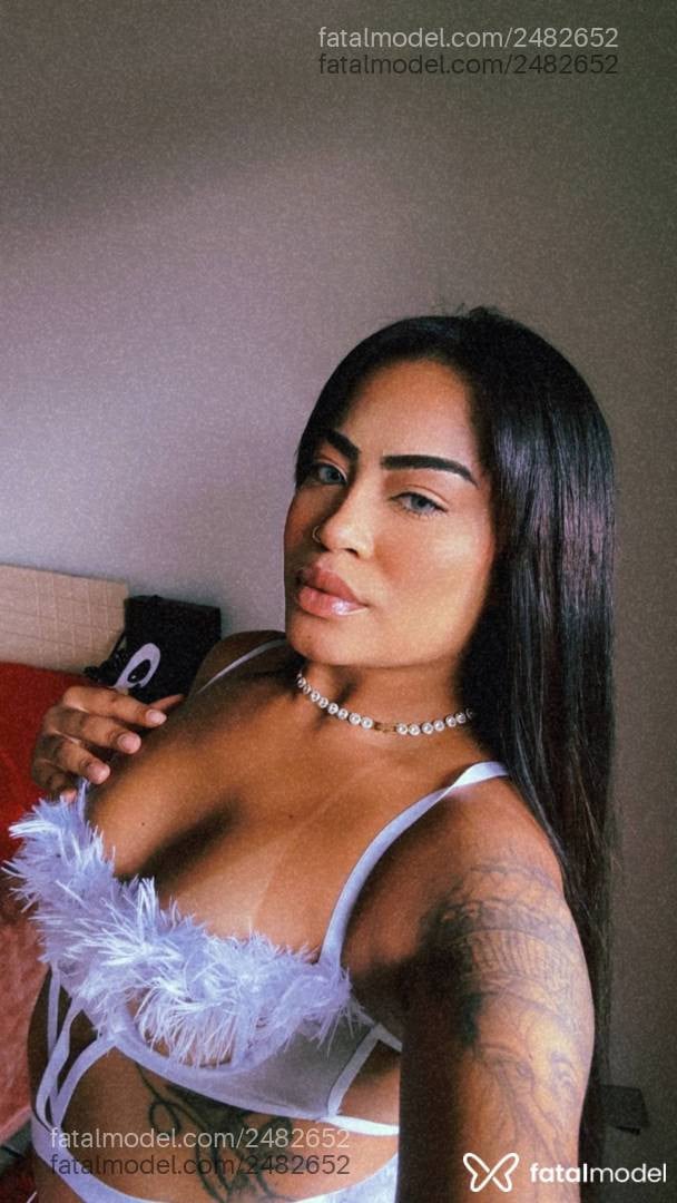 Acompanhante mulher morena (o) de olhos castanhos - Victoria Barreto