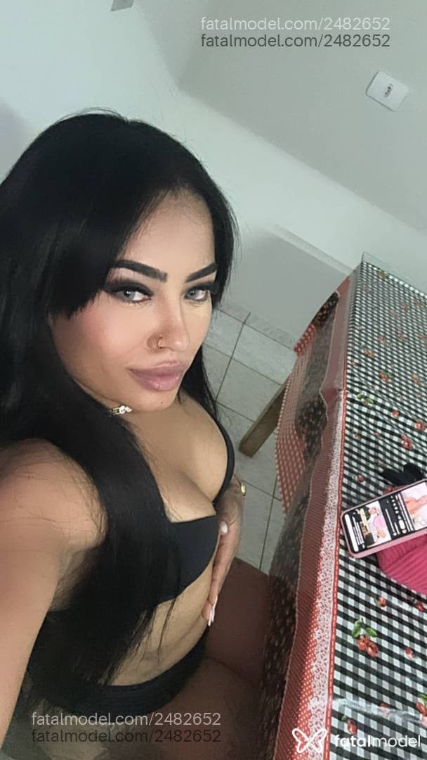 Acompanhante mulher morena (o) de olhos castanhos - Victoria Barreto