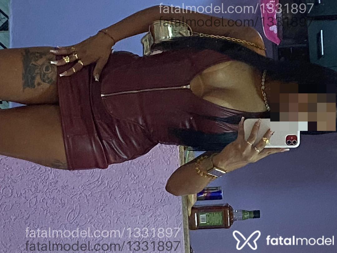 Acompanhante mulher morena (o) de olhos castanhos em Virtual Acompanhante mulher morena (o) de olhos castanhos em Virtual - Ysabella Aurora