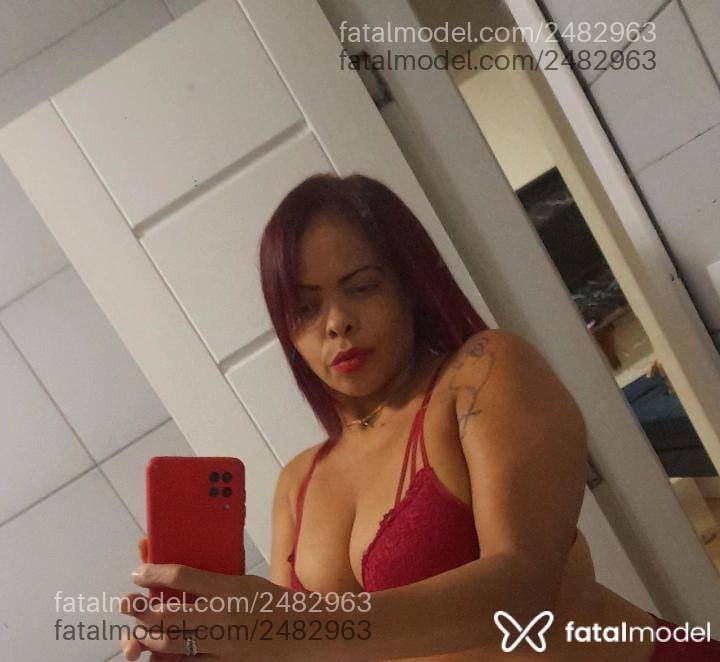Acompanhante mulher ruiva (o) de olhos pretos em Rio das Ostras - Paola Ferrari
