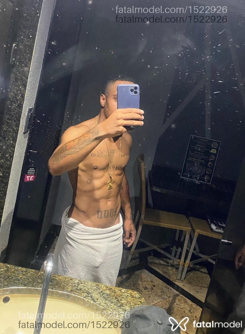 Acompanhante homem morena (o) de olhos castanhos em Ribeirão Preto - Ruan alves