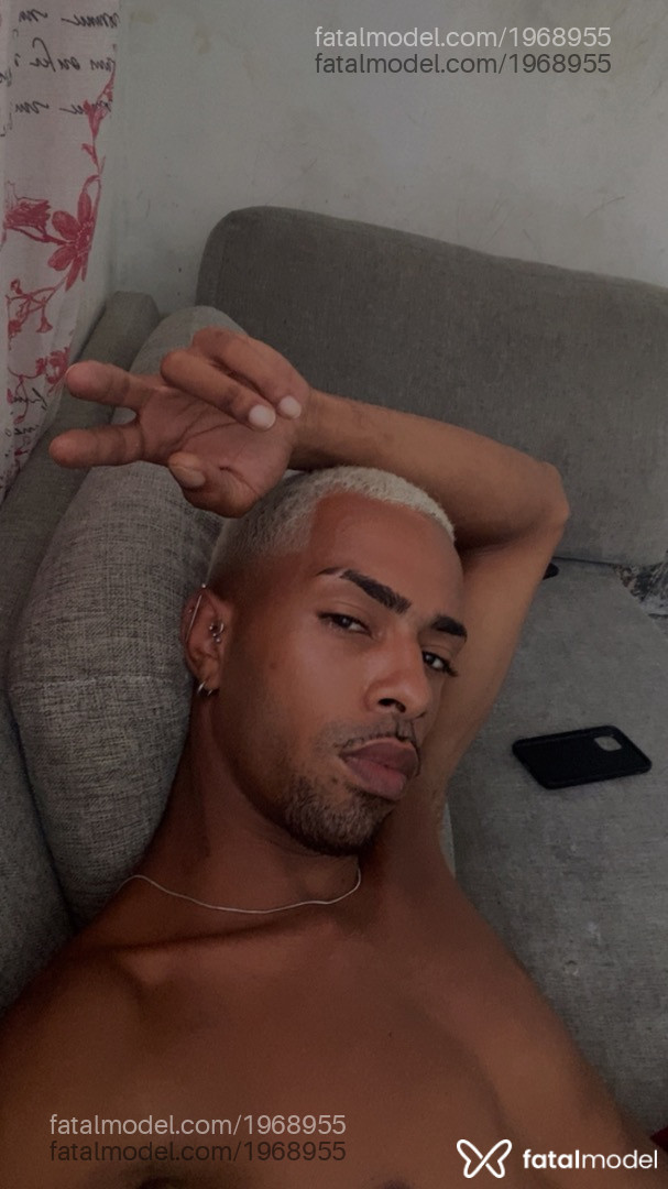 Acompanhante homem morena (o) de olhos pretos em Rio de Janeiro - Jefferson
