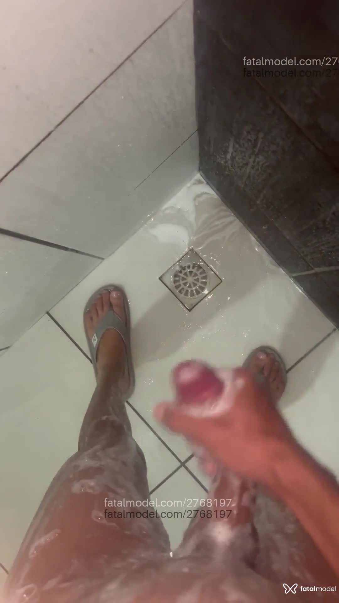 Acompanhante homem morena (o) de olhos castanhos em Patos de Minas - Oliveira