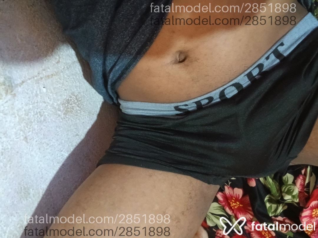 Acompanhante homem sem cabelo de olhos castanhos em Francisco Morato Acompanhante homem sem cabelo de olhos castanhos em Francisco Morato - Adriano