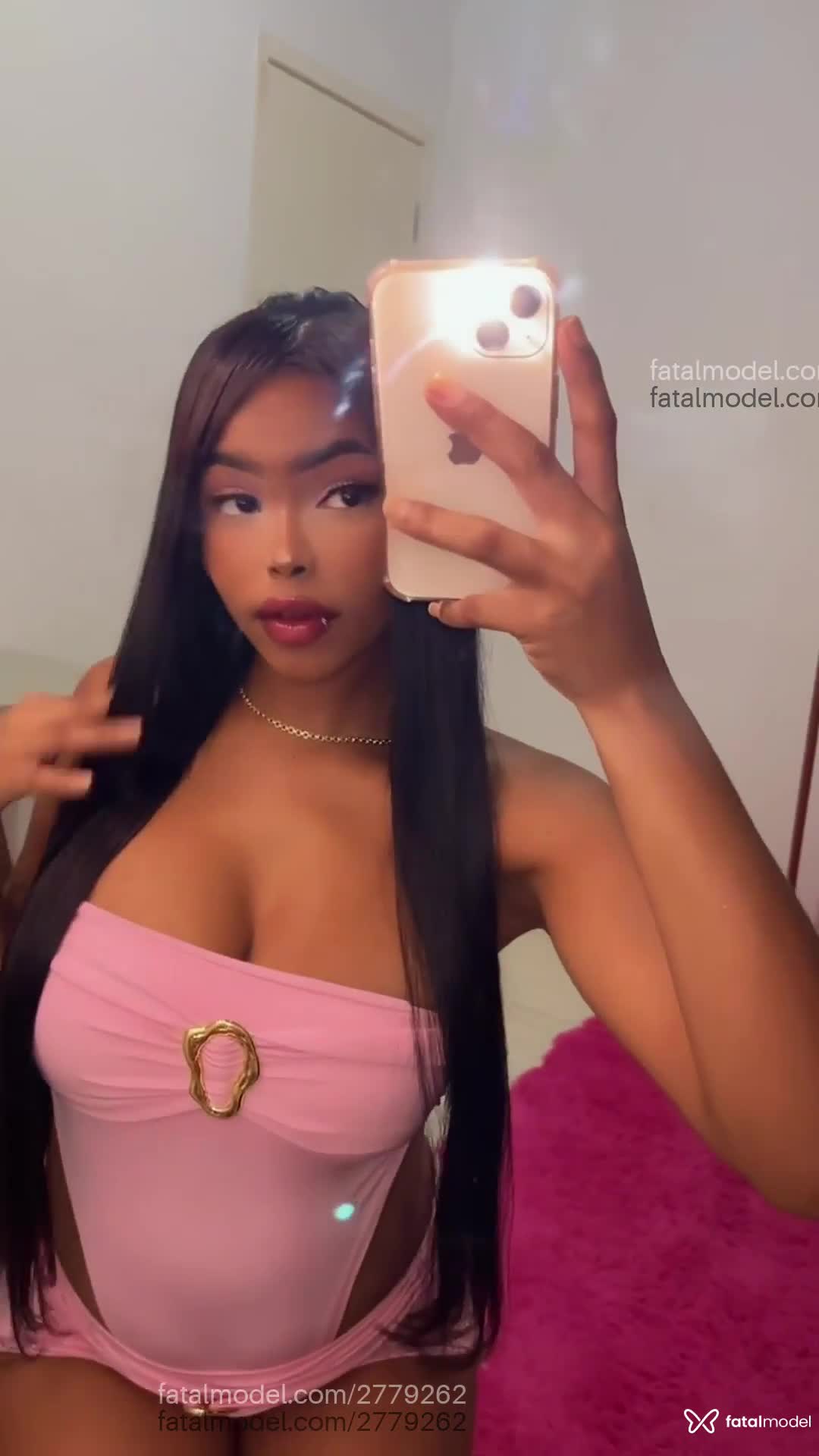 Acompanhante mulher morena (o) de olhos castanhos em Belo Horizonte - Pérola