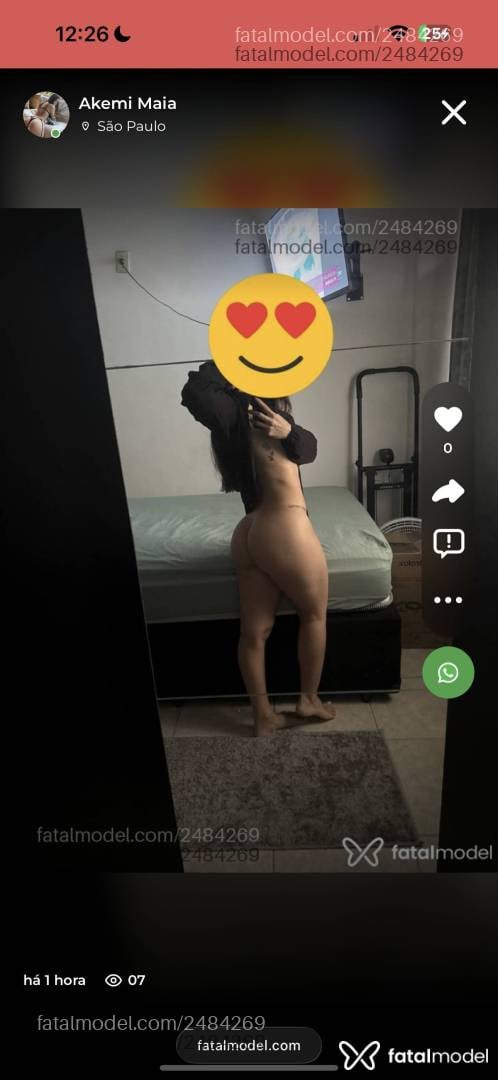 Acompanhante mulher com cabelo castanho de olhos castanhos em São Paulo - Akemi Maia