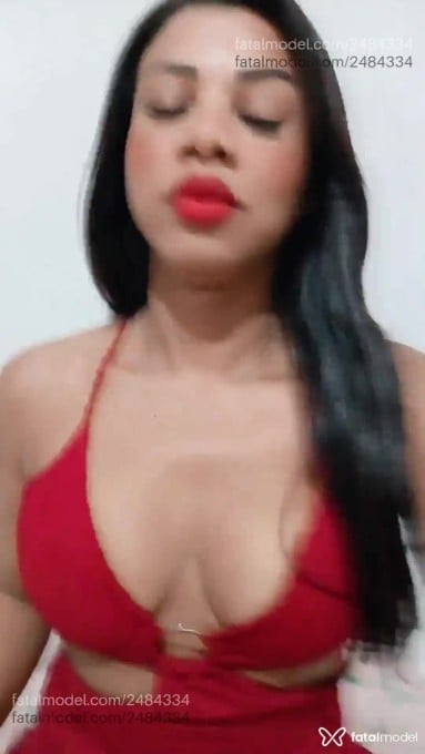 Acompanhante mulher com cabelo castanho de olhos castanhos em Itumbiara - Bruna