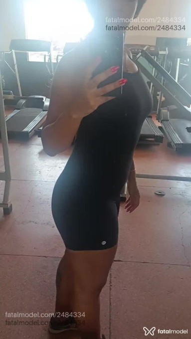 Acompanhante mulher com cabelo castanho de olhos castanhos em Itumbiara - Bruna