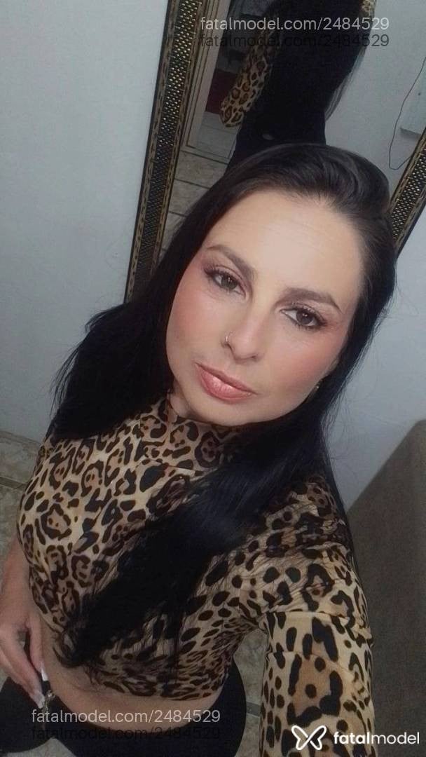Acompanhante mulher morena (o) de olhos castanhos em Porto Alegre - Emily