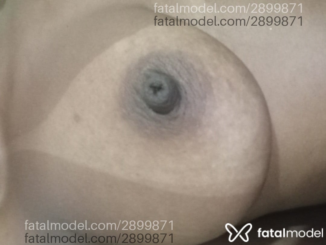 Acompanhante mulher com cabelo castanho de olhos castanhos em Virtual Acompanhante mulher com cabelo castanho de olhos castanhos em Virtual - Nathaly