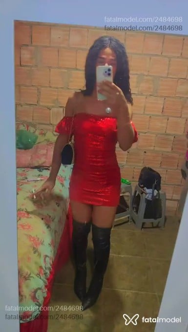Acompanhante mulher trans morena (o) de olhos castanhos em Sinop - Leticya